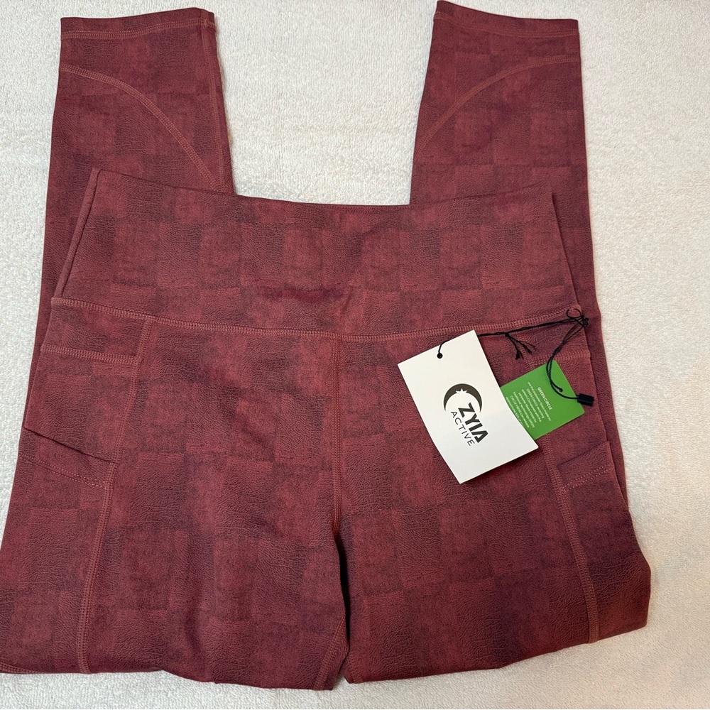 ZYIA Burgundy Women's Light n Tight Leggings